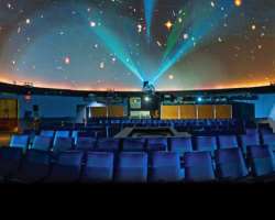The building of the planetarium looks beautiful due to a 22-meter high dome. It is a two-story building with a theater on the first floor and an exhib
